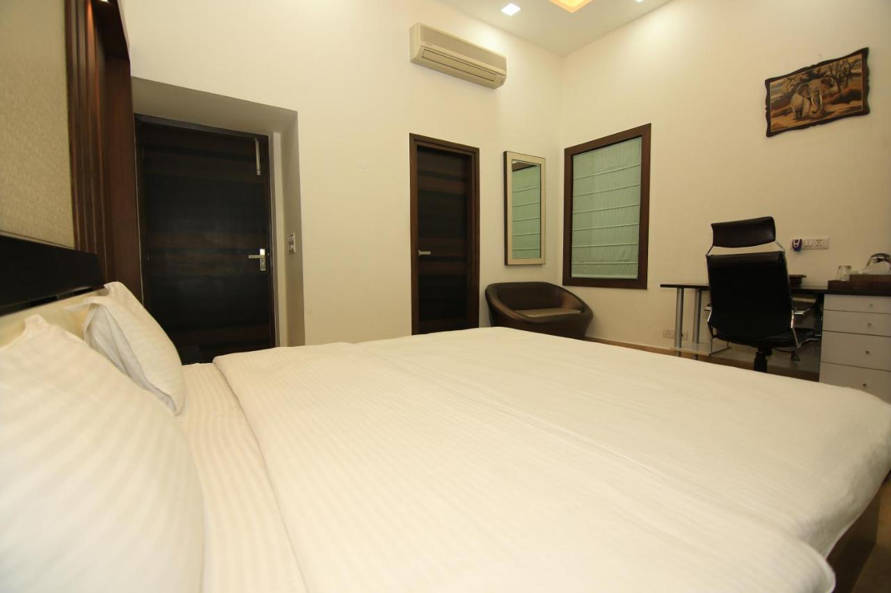 Avanti Tenantry-Luxurious Service Apartments نيودلهي المظهر الخارجي الصورة