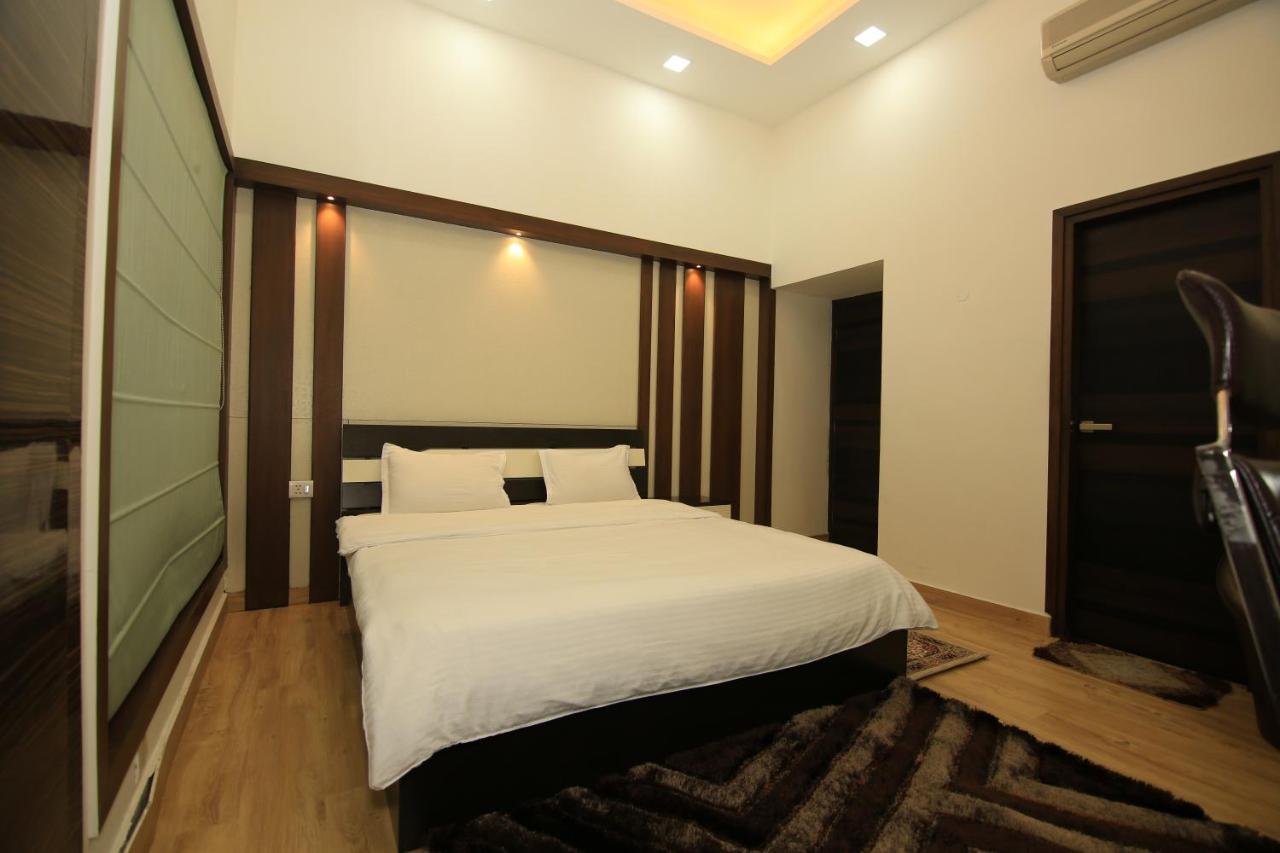Avanti Tenantry-Luxurious Service Apartments نيودلهي المظهر الخارجي الصورة